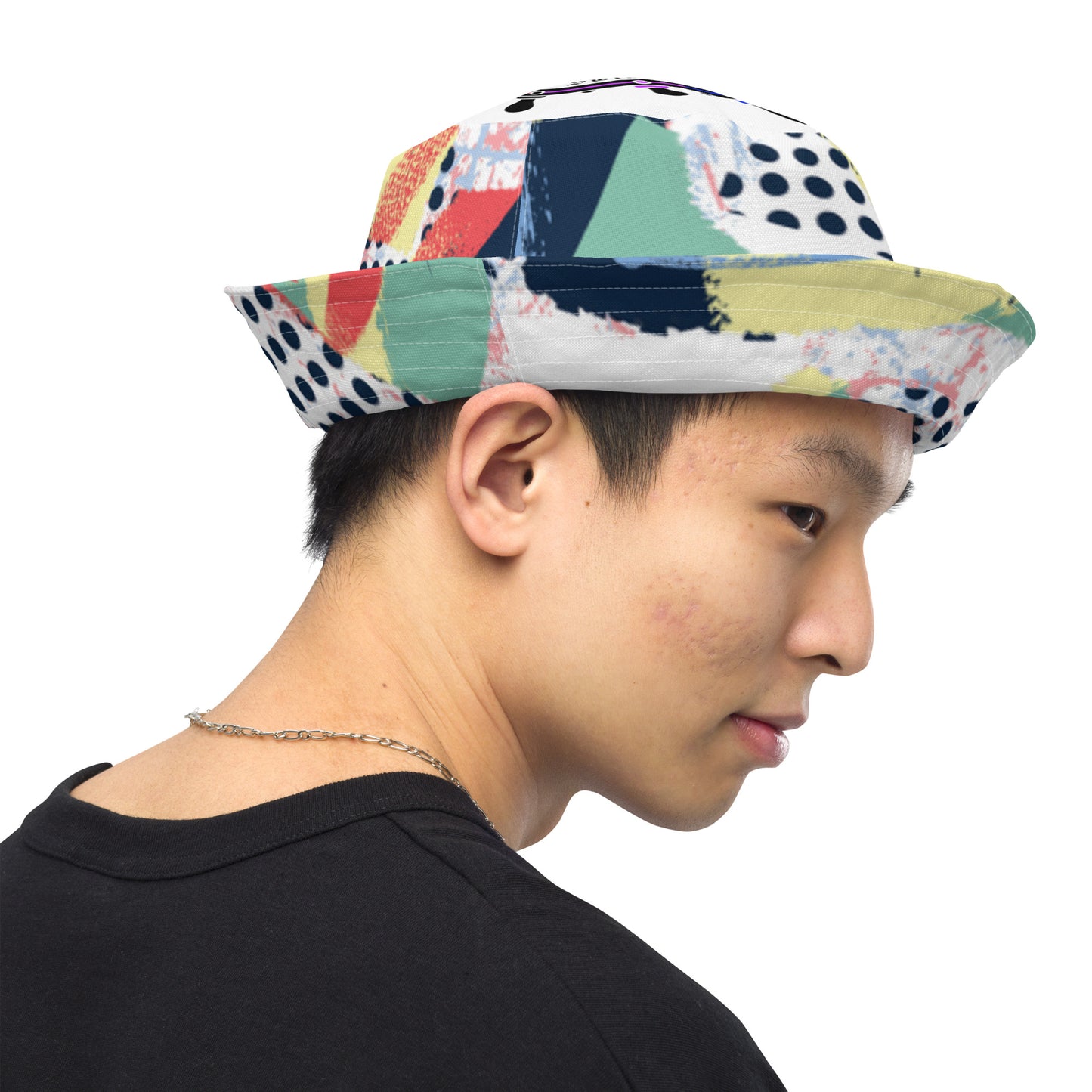 Bucket hat