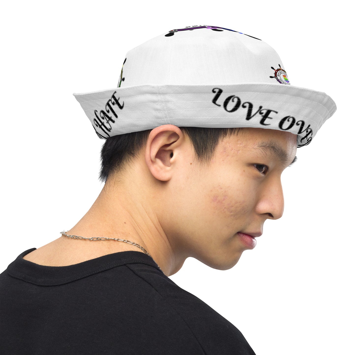 bucket hat